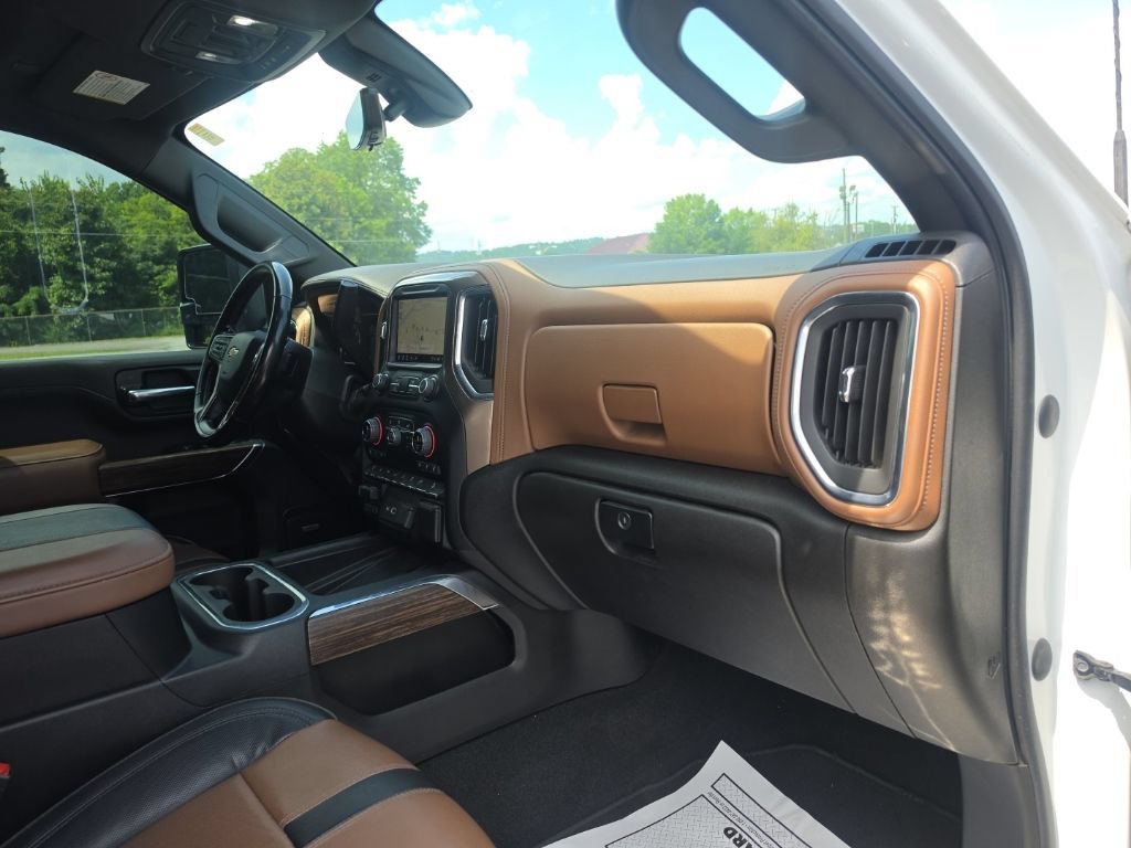 Used 2023 SUMMIT WHITE Chevrolet High Country image 32