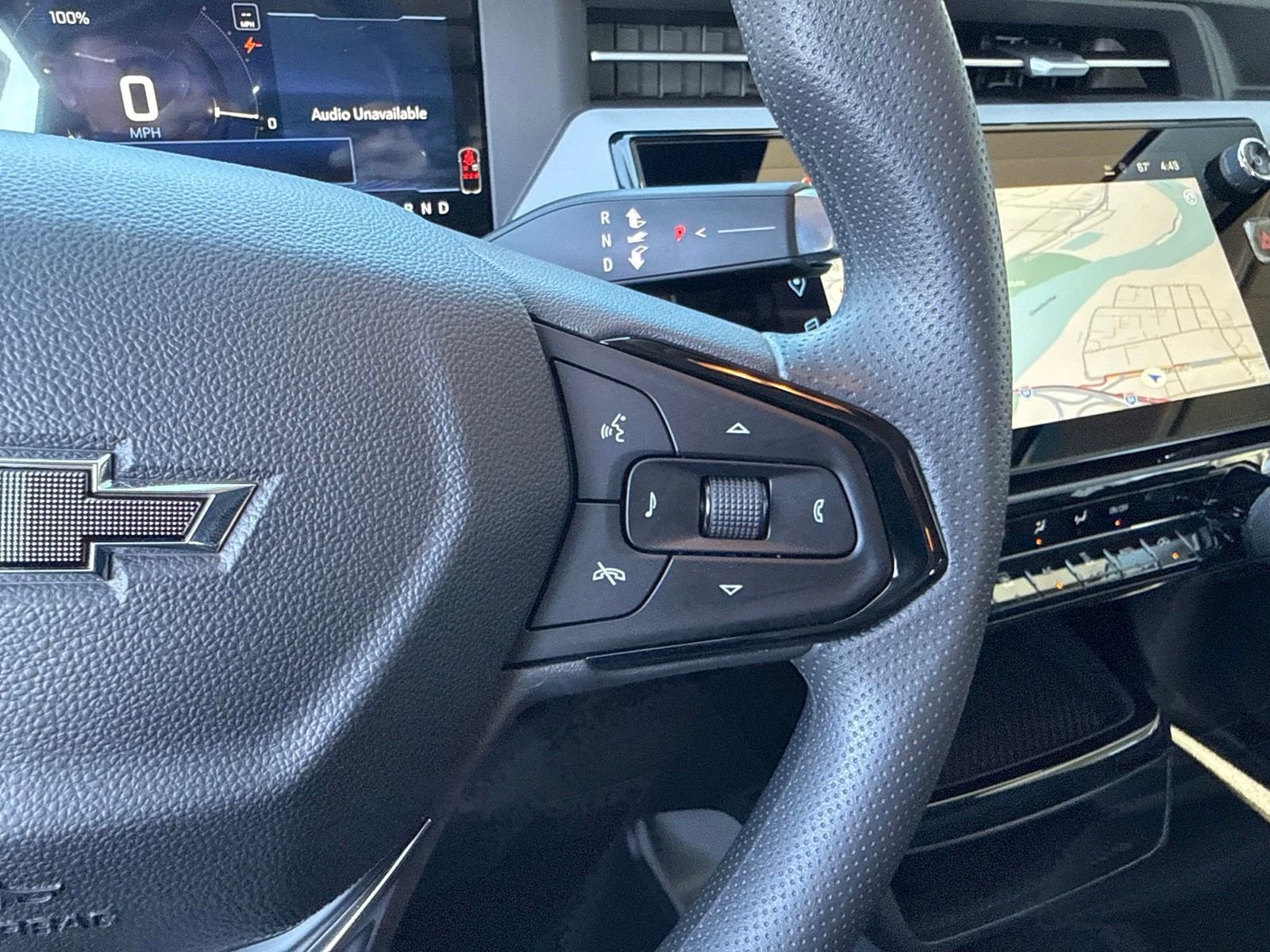 New 2027 Summit White Chevrolet LT image 30