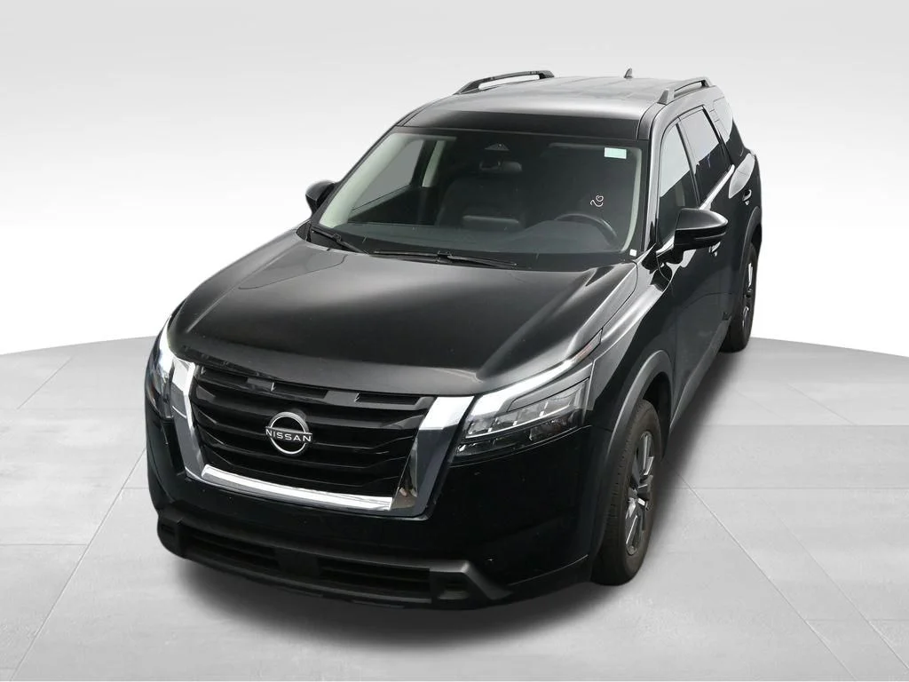 Used 2025 Super Black Nissan SV image 25