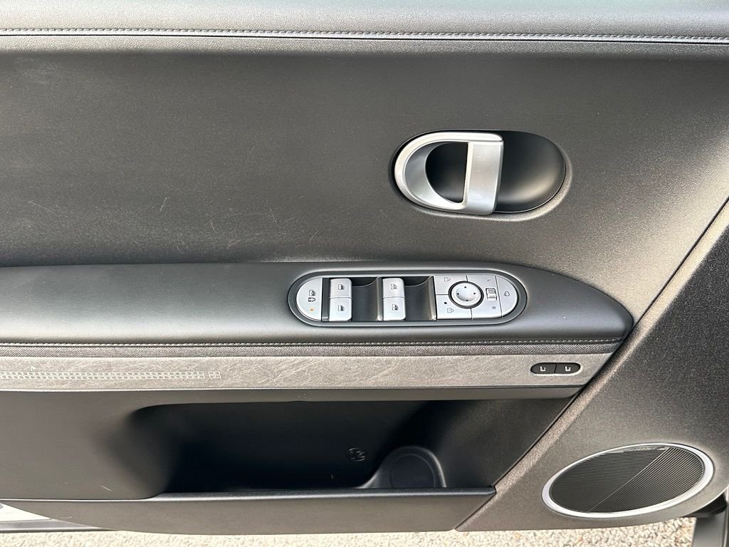 2023 Hyundai IONIQ 5 Limited - Photo 10