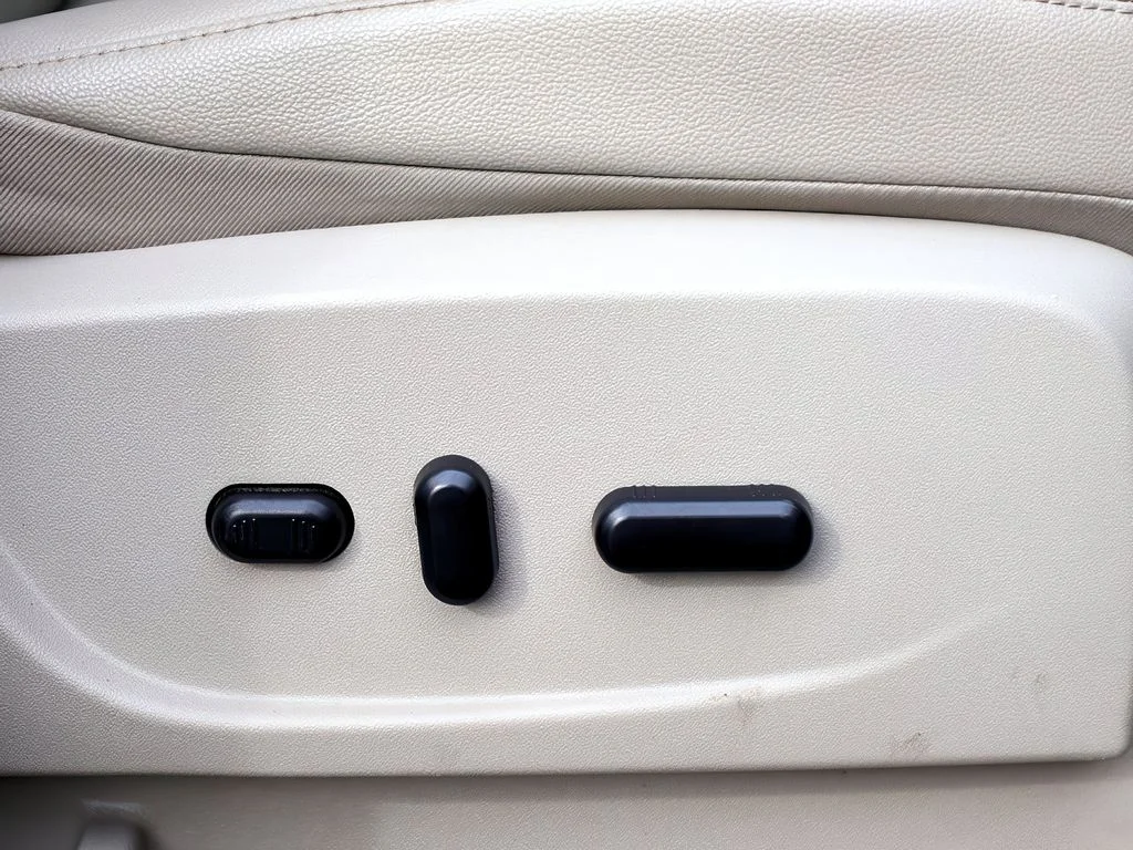 2024 Ford Escape Platinum - Photo 25