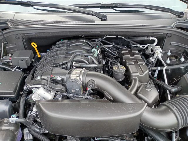 New 2026 Diamond Black Clear-Coat Exterior Paint Dodge GT Plus image 22