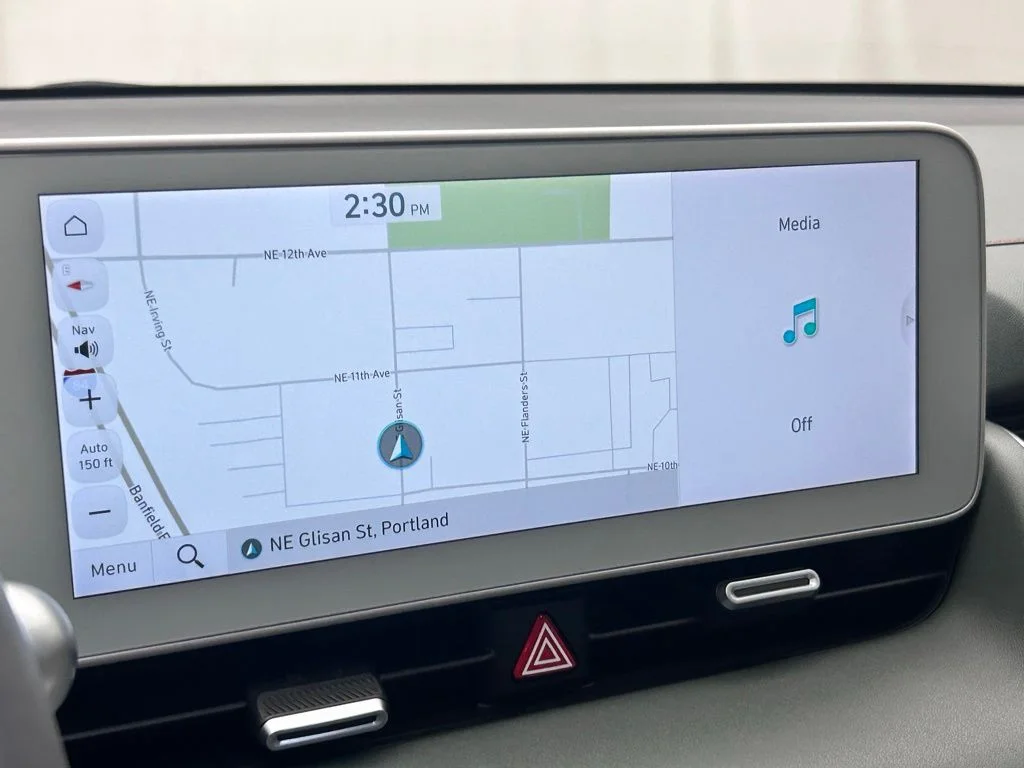 Used 2023 Gray Hyundai SEL image 22