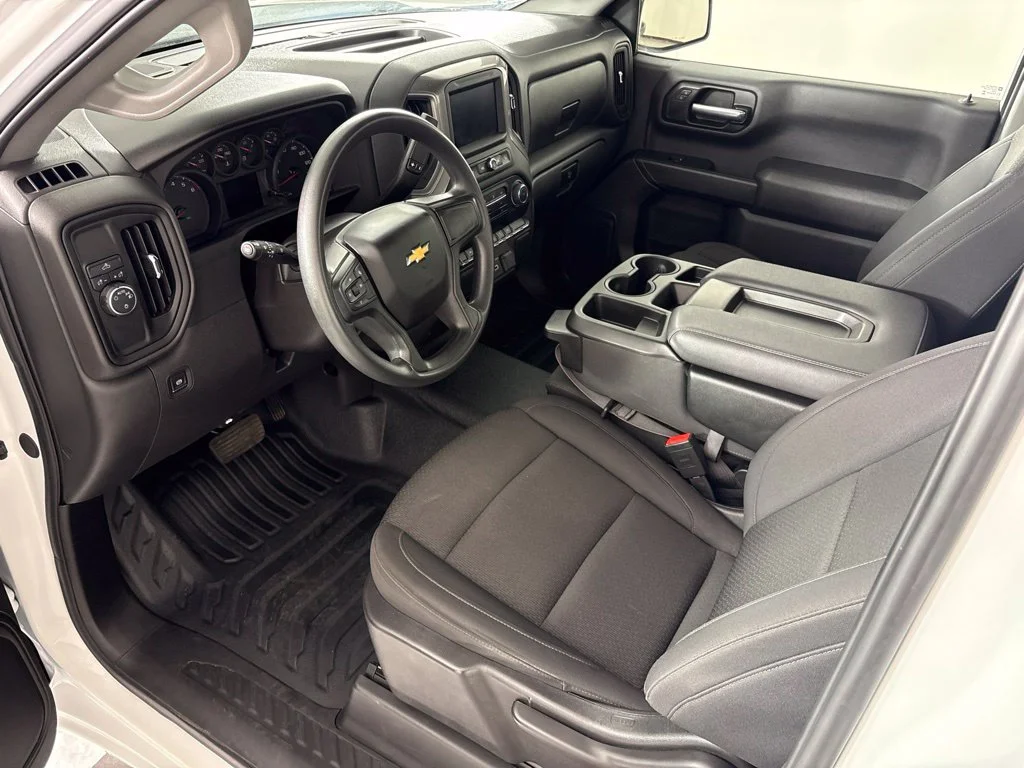 Used 2025 White Chevrolet WT image 18