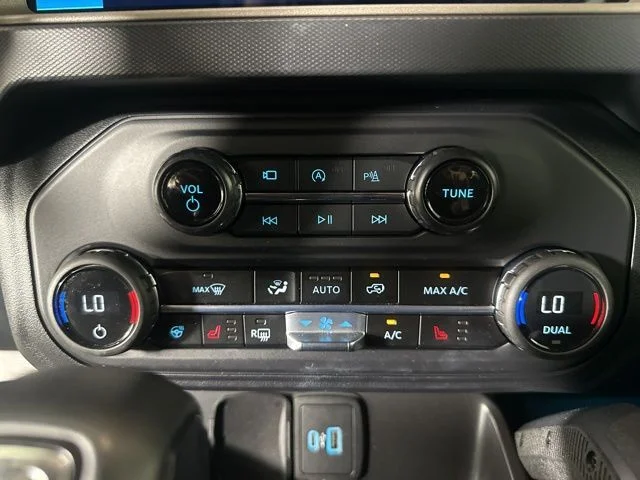 Used 2024 Silver Ford Raptor image 22