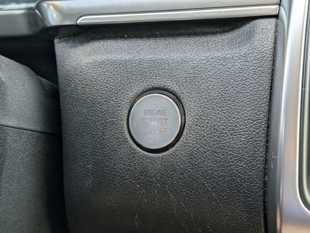 Used 2023 Silver Kia SX image 29