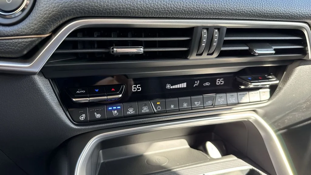 2026 Mazda CX-90 Premium Package - Photo 51