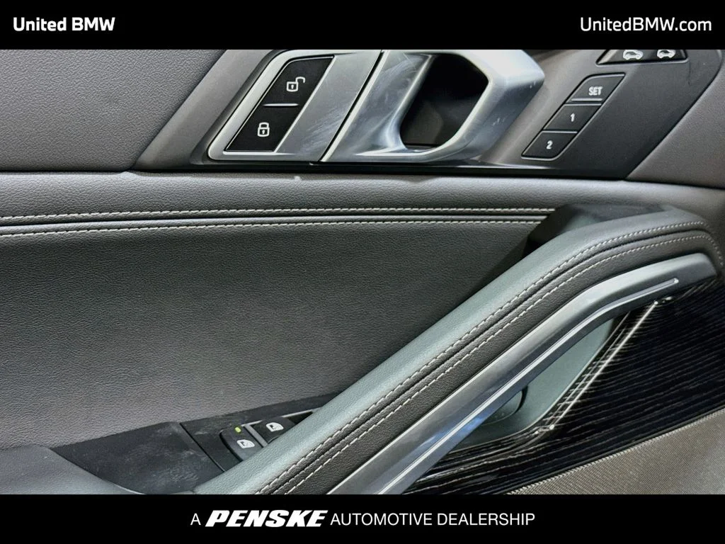New 2027 Black Sapphire Metallic BMW xDrive40i image 3