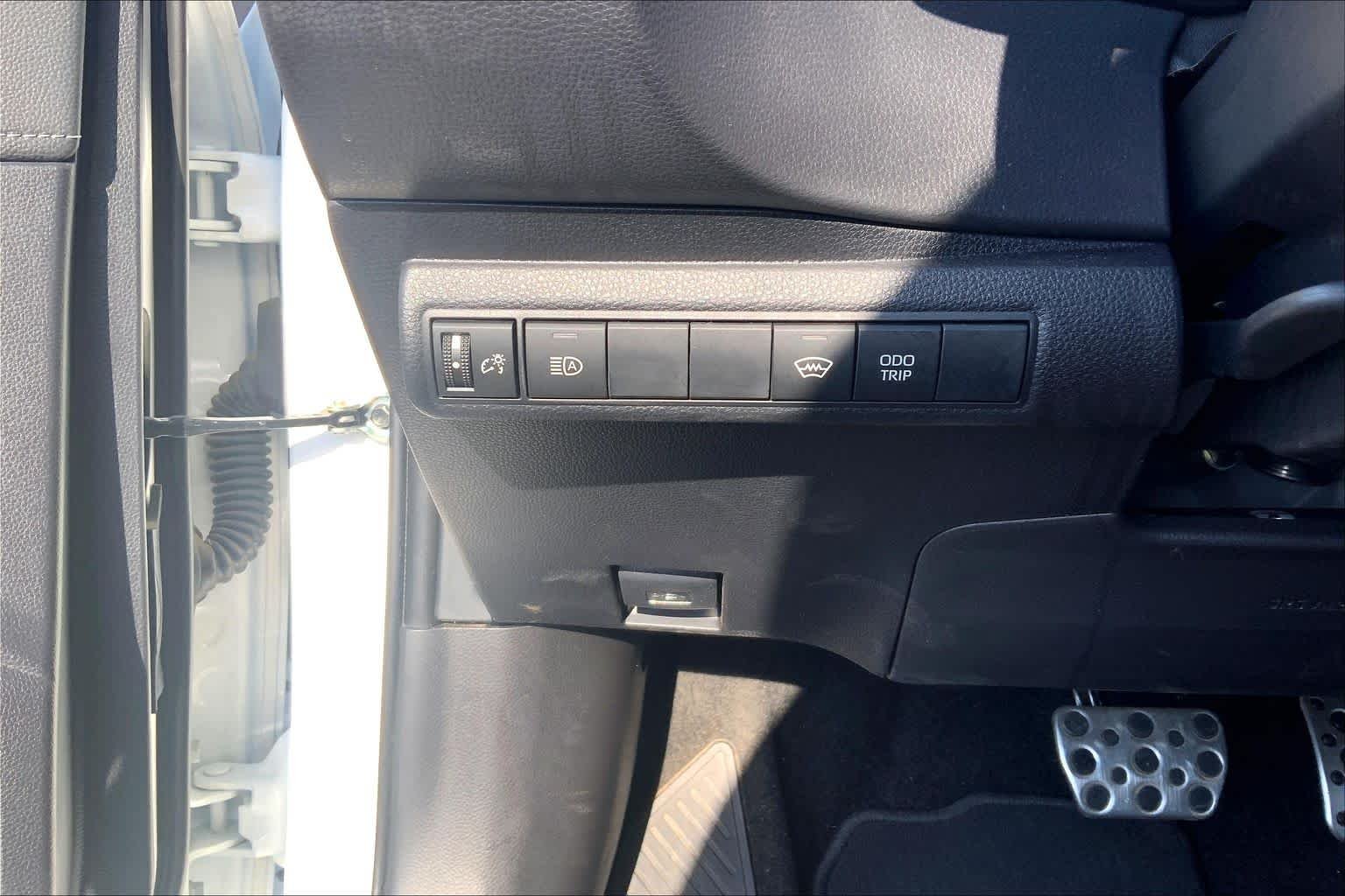 Used 2026 Ice Cap Toyota  image 36