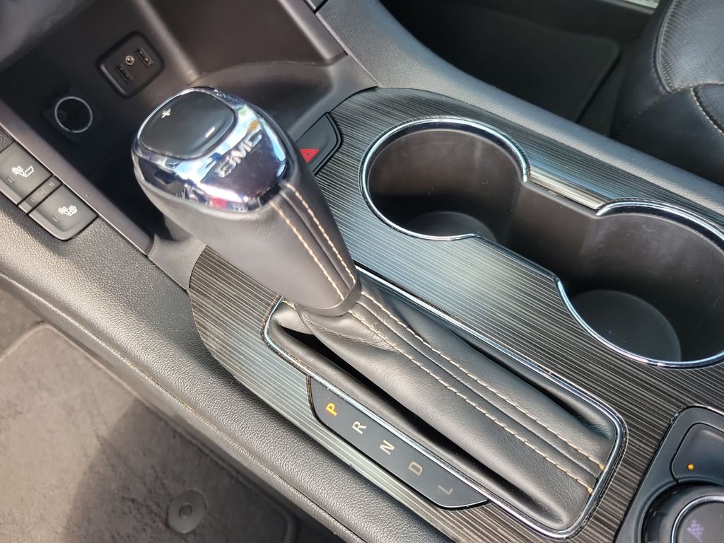 Used 2018 Silver GMC SLT-1 image 28