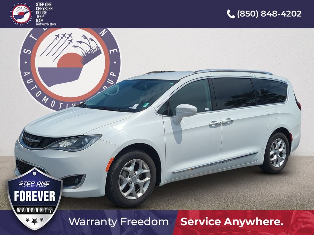 Used 2020 White Chrysler Touring L image 2