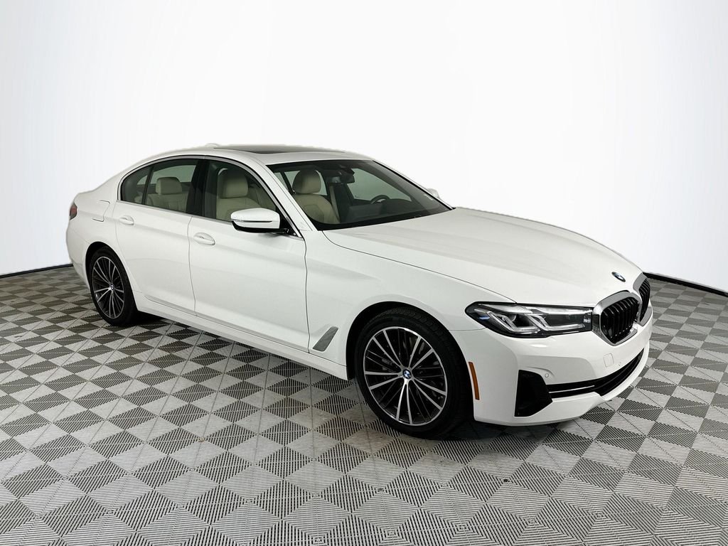 2022 BMW 5 Series 540i xDrive Sedan's photo
