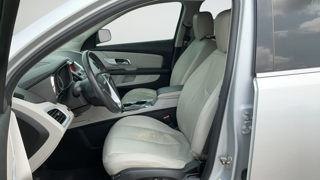 Used 2011 Silver GMC SLT-2 image 17