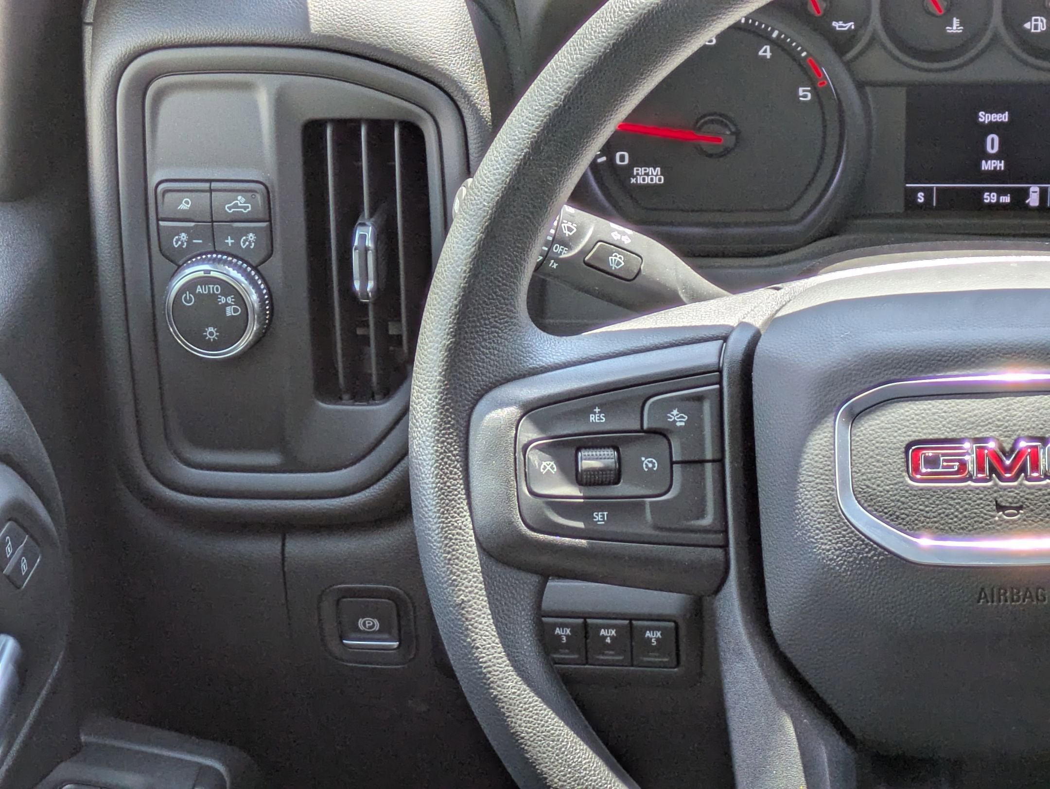 2025 GMC Sierra 3500HD Pro - Photo 27