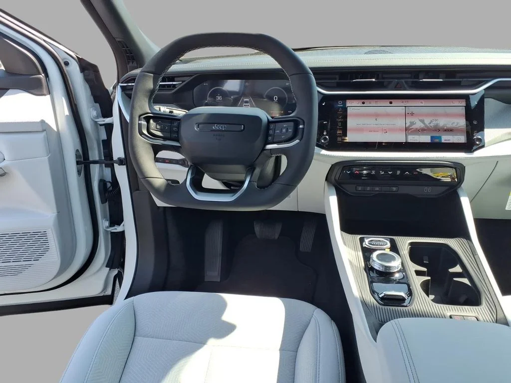 New 2026 Bright White Clearcoat Jeep Laredo image 11