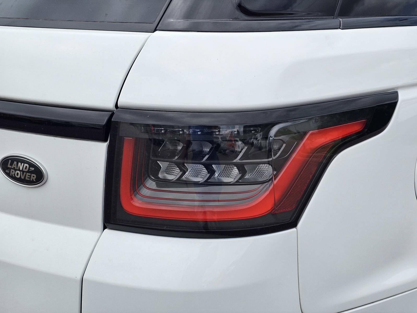 Used 2021 White Land Rover HSE Silver Edition image 9