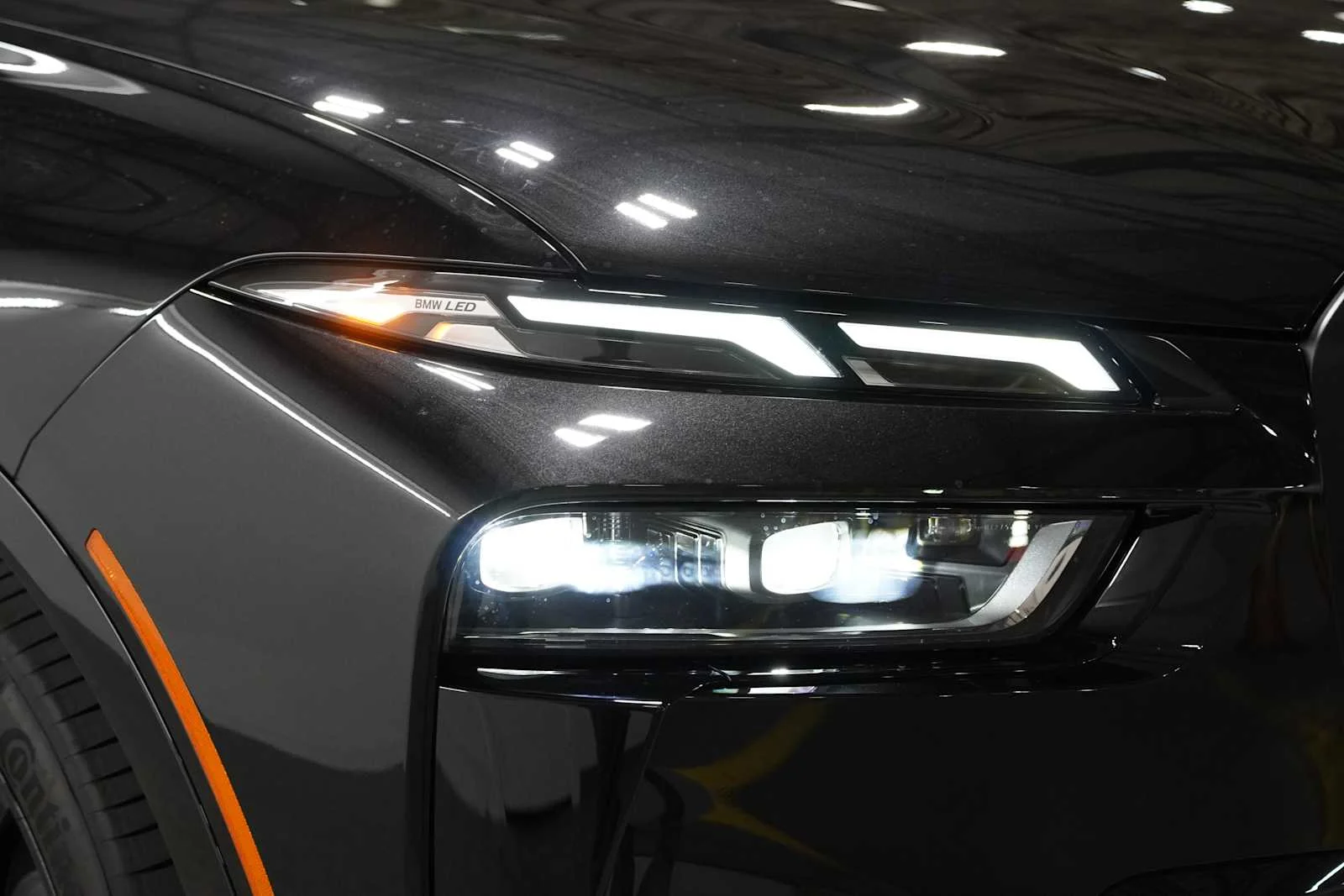 New 2027 Black Sapphire Metallic BMW xDrive40i image 6