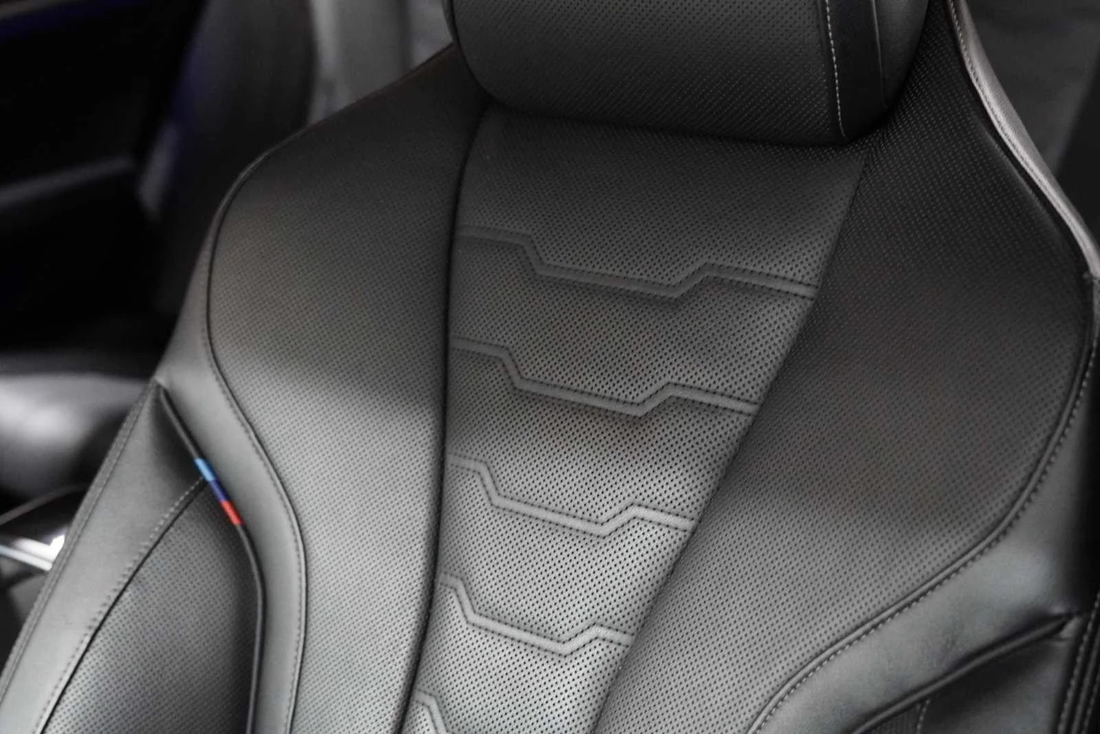 Used 2020 Mineral White Metallic BMW M850i image 11