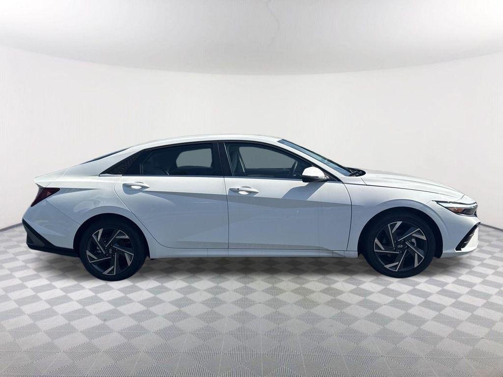 New 2026 White Hyundai Limited image 4