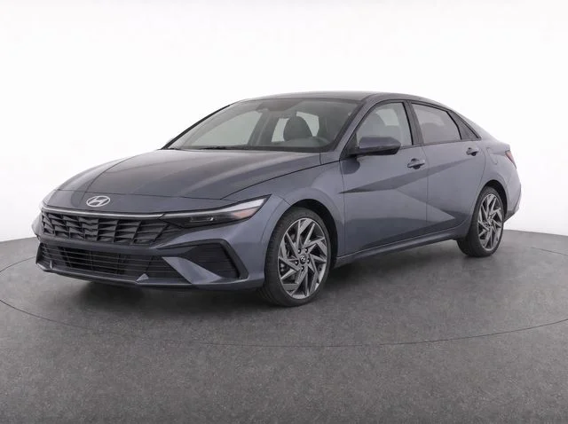 Used 2024 Gray Hyundai SEL image 1