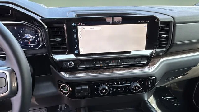 Used 2025 White Chevrolet LT Trail Boss image 26