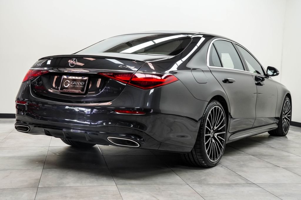 Used 2022 Gray Mercedes-Benz S 500 image 12
