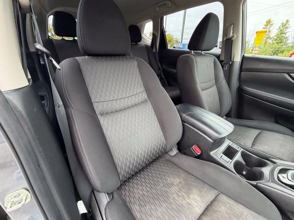 Used 2020 Gray Nissan SV image 38