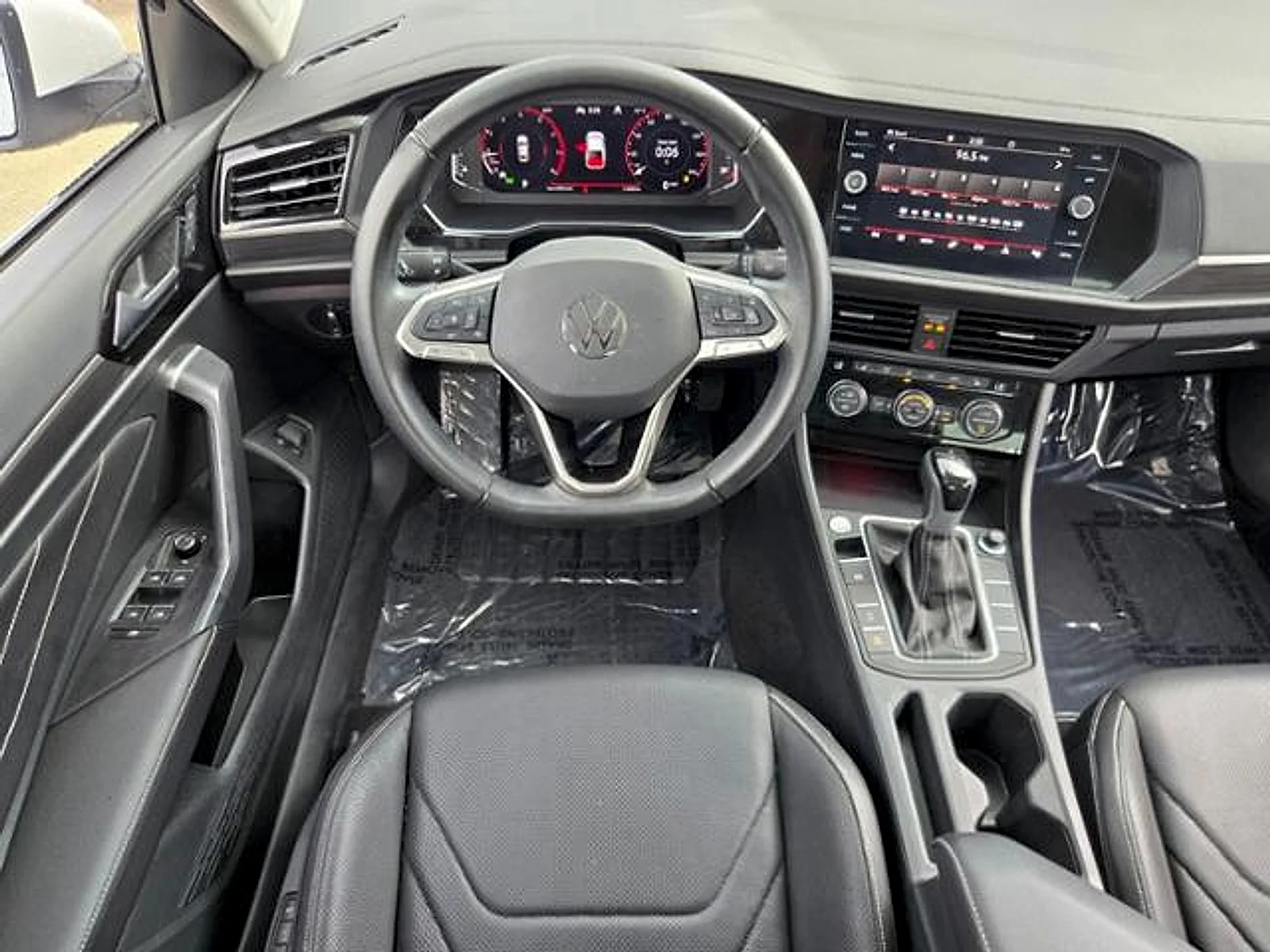 Used 2023  Volkswagen 1.5T SEL image 12