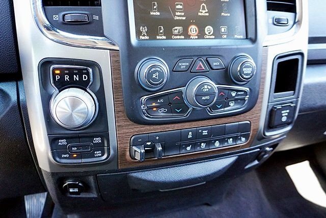 Used 2017 Silver Ram Laramie image 26