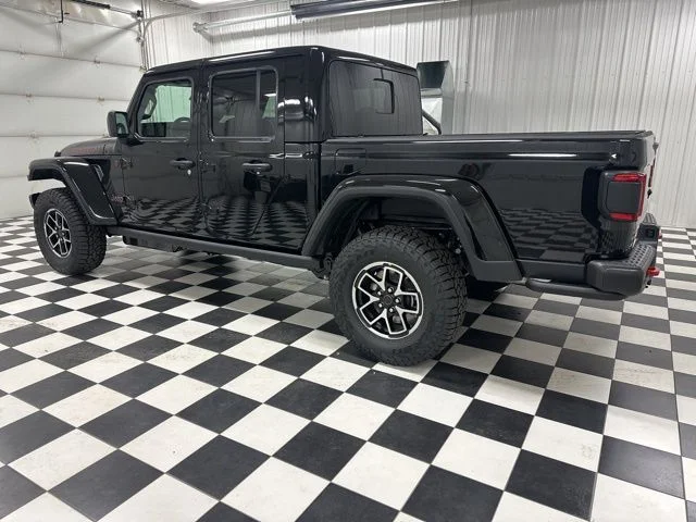 New 2026 Black Clear-Coat Exterior Paint Jeep Rubicon X image 3