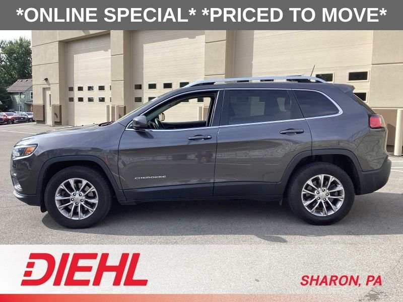 Used 2020 Gray Jeep Latitude Plus image 4