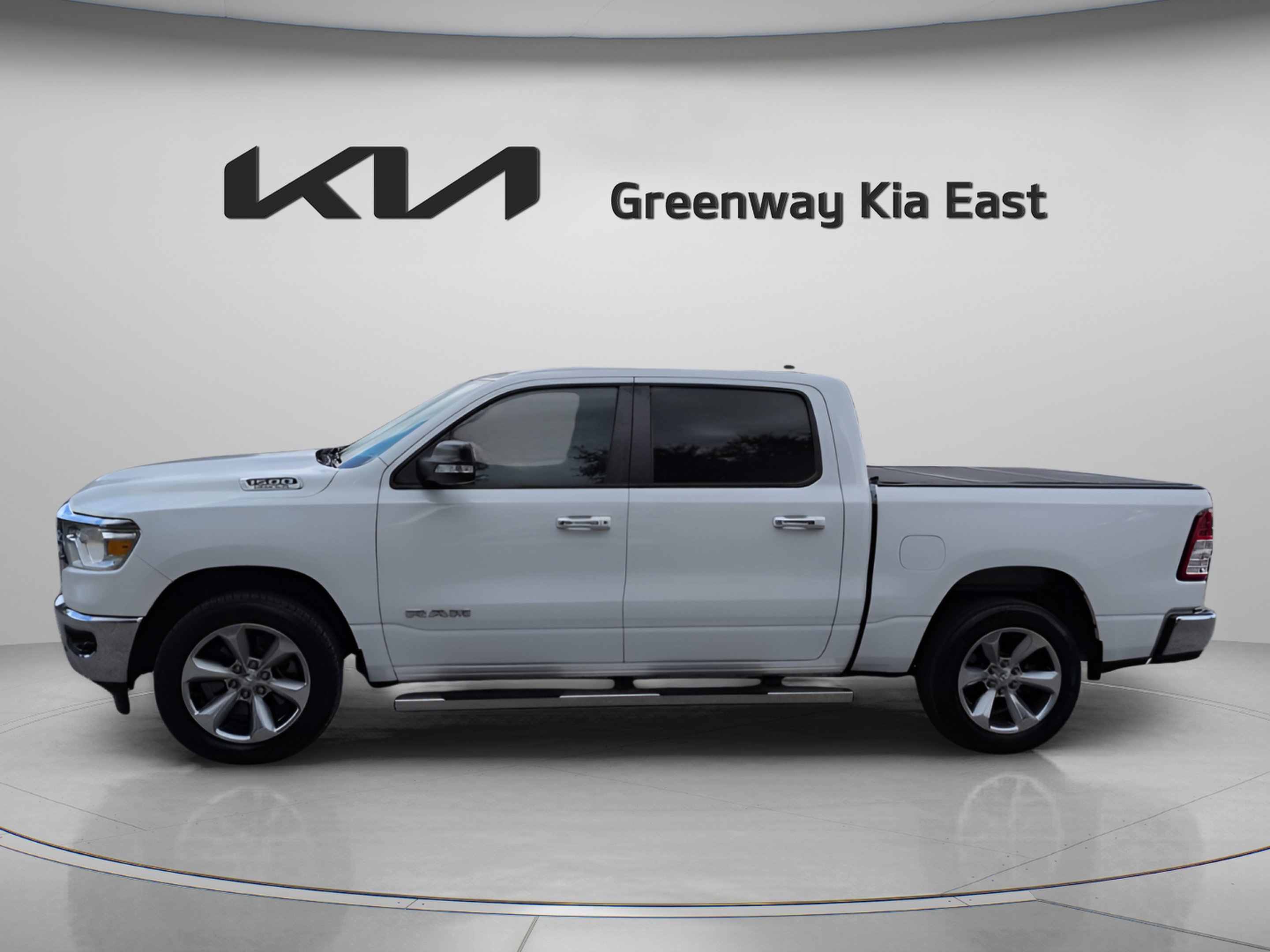 Used 2019 Bright White Clearcoat Ram Big Horn/Lone Star image 9