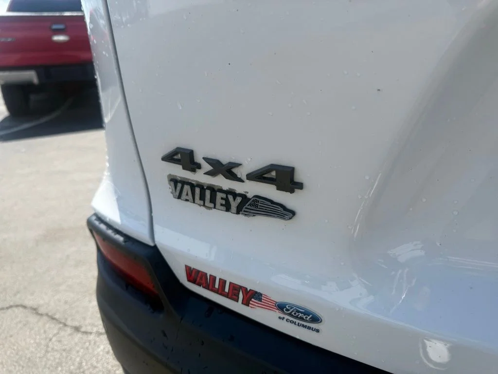 Used 2022 White Jeep Trailhawk image 43