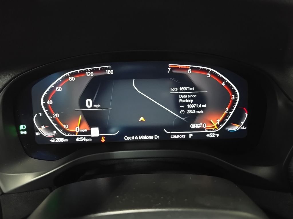 Used 2024 Gray BMW xDrive30i image 22