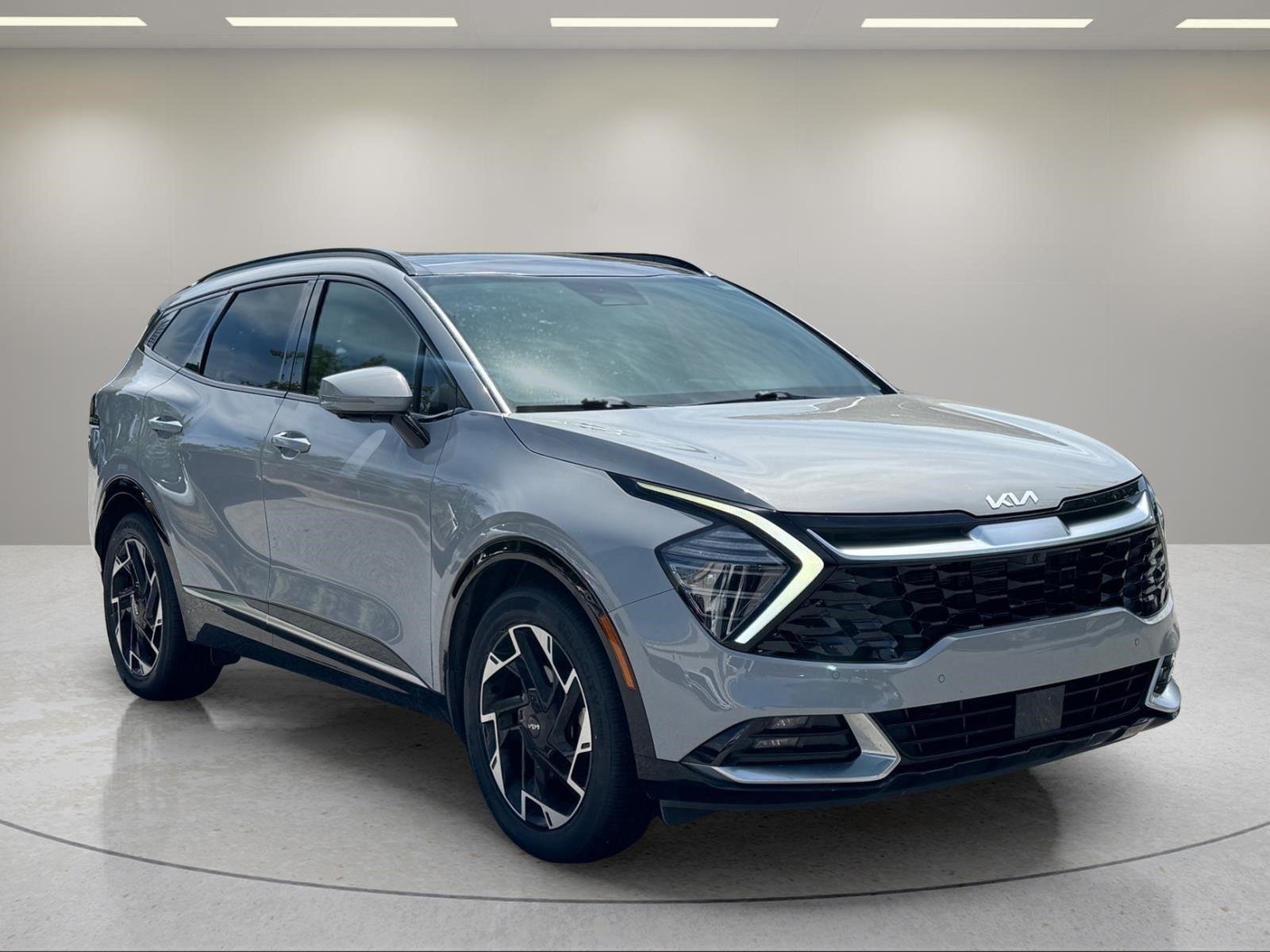Used 2023 Wolf Gray Kia SX-Prestige image 7