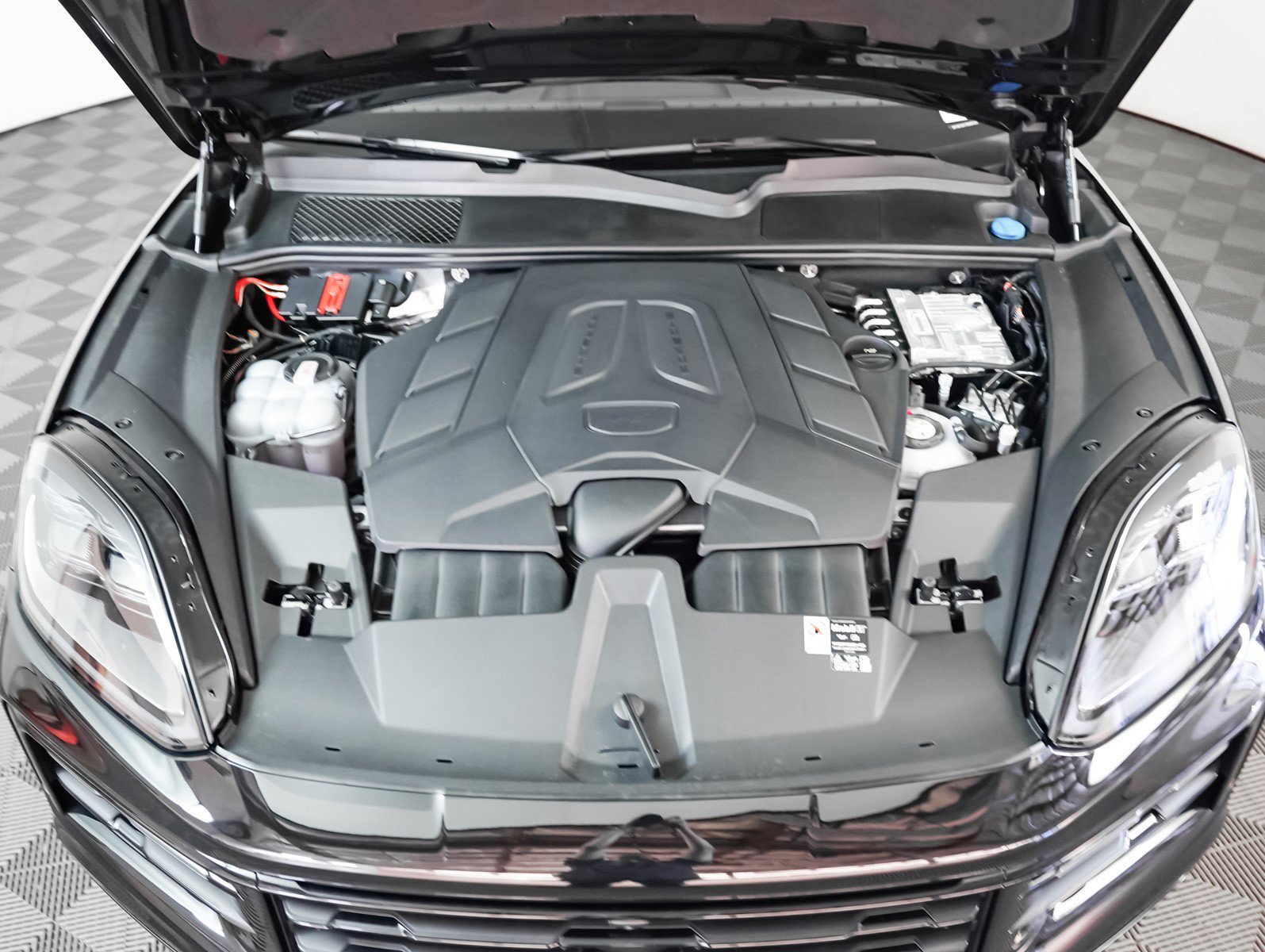 2026 Porsche Cayenne Coup E-Hybrid - Photo 13