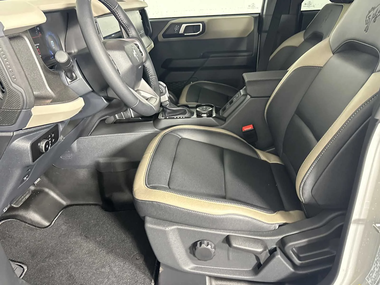 New 2026 Avalanche Gray Ford Big Bend image 8