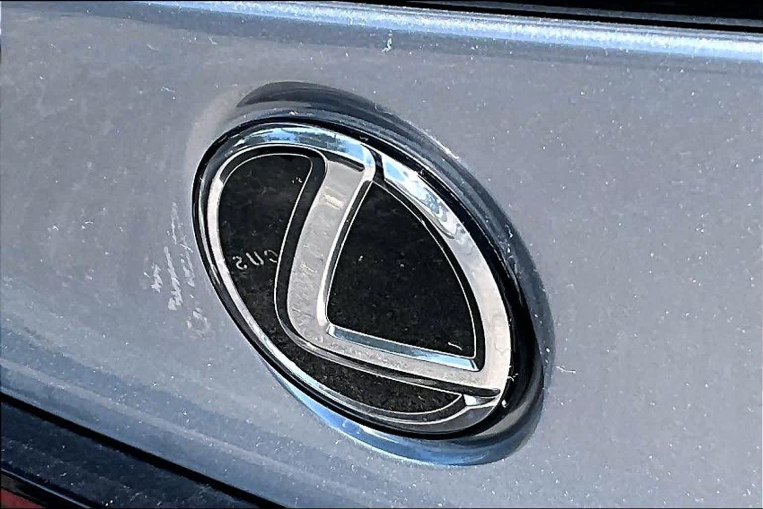Used 2023 Iridium Lexus F SPORT image 31