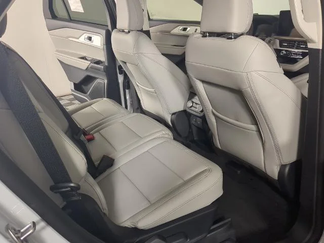 New 2026 Space White Metallic Ford Active image 22