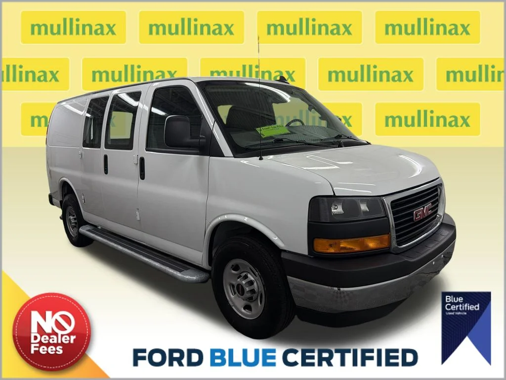 2024 GMC Savana 2500's photo