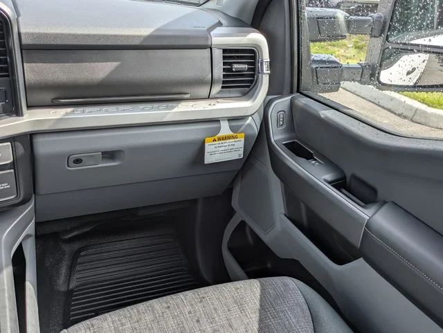 New 2026 Oxford White Ford F-250® XLT image 18