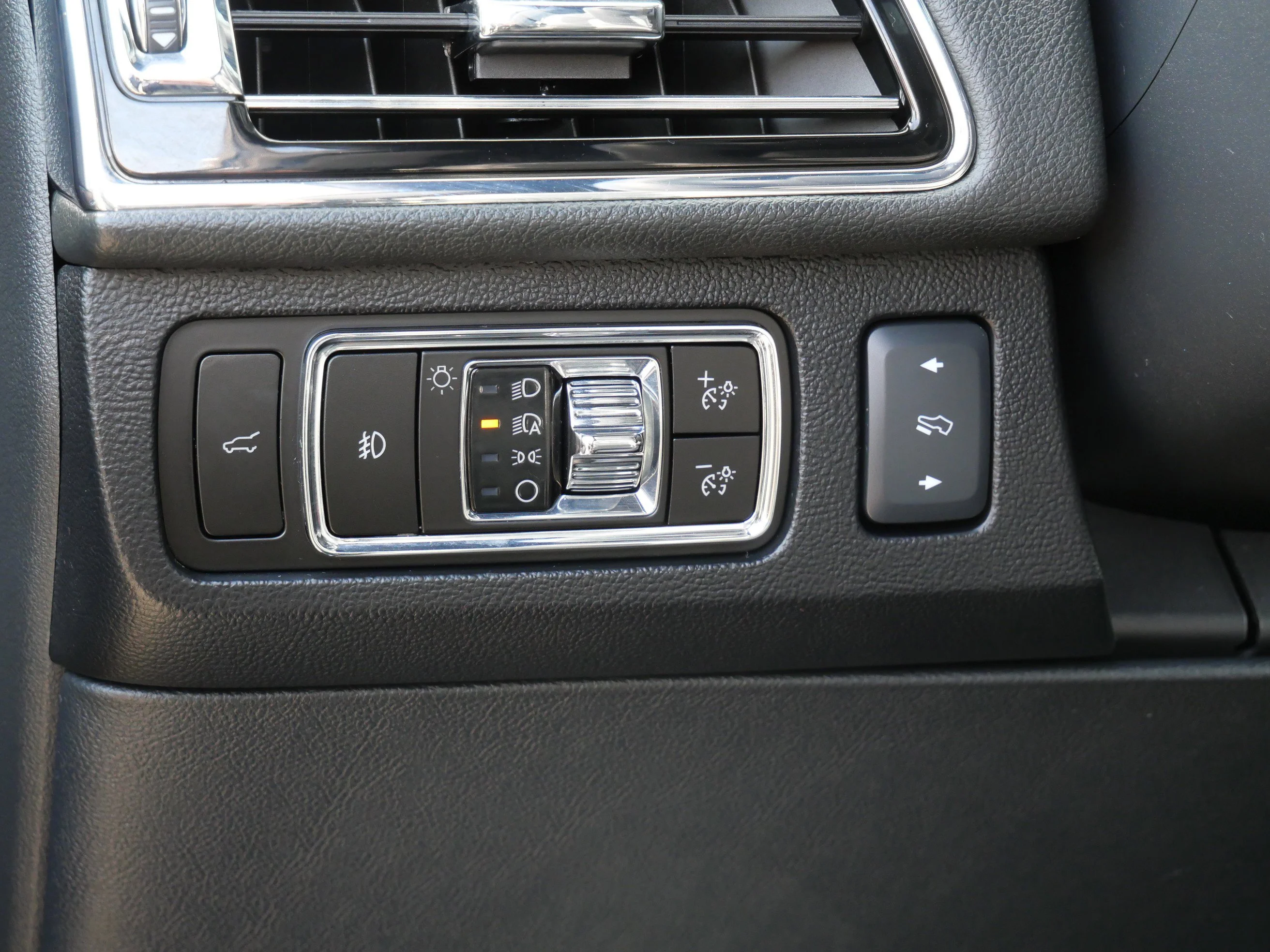 2023 Lincoln Navigator Reserve L - Photo 19