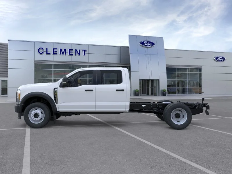 New 2026 Oxford White Ford F-550® XL image 3