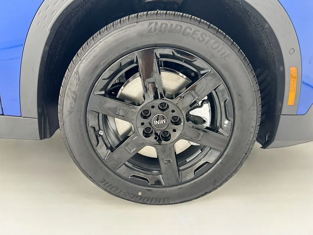 New 2026 Blazing Blue Metallic MINI Oxford Edition image 31