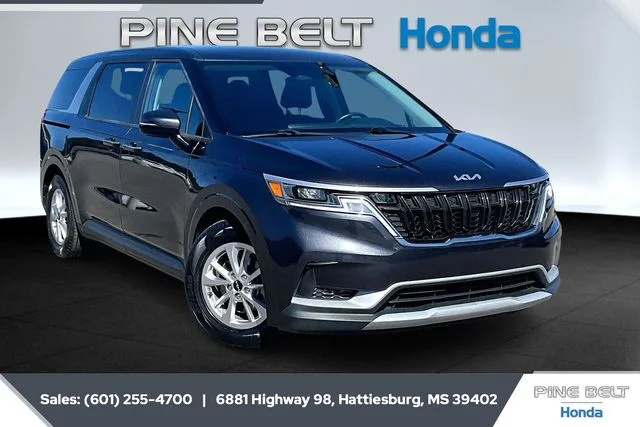 2023 Kia Sedona LX Seat Pkg's photo