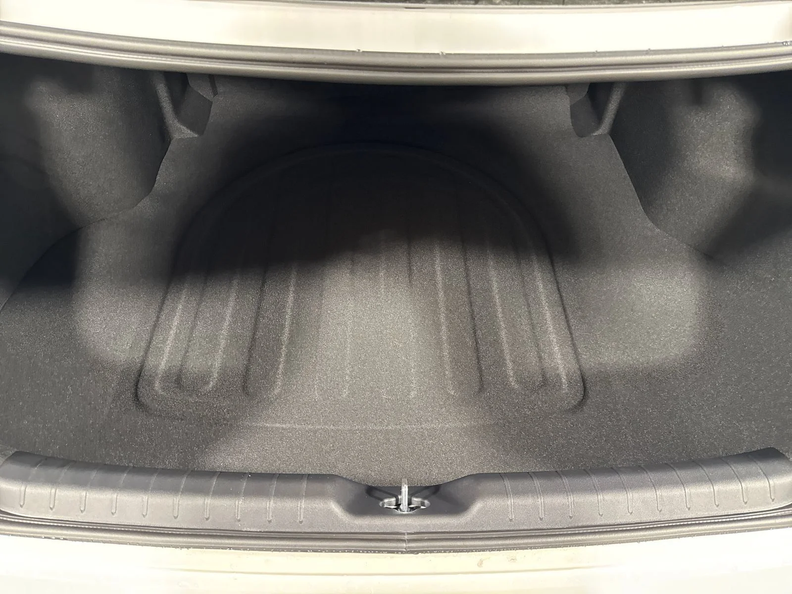 Certified Used 2026 Snow White Pearl Kia LX image 6