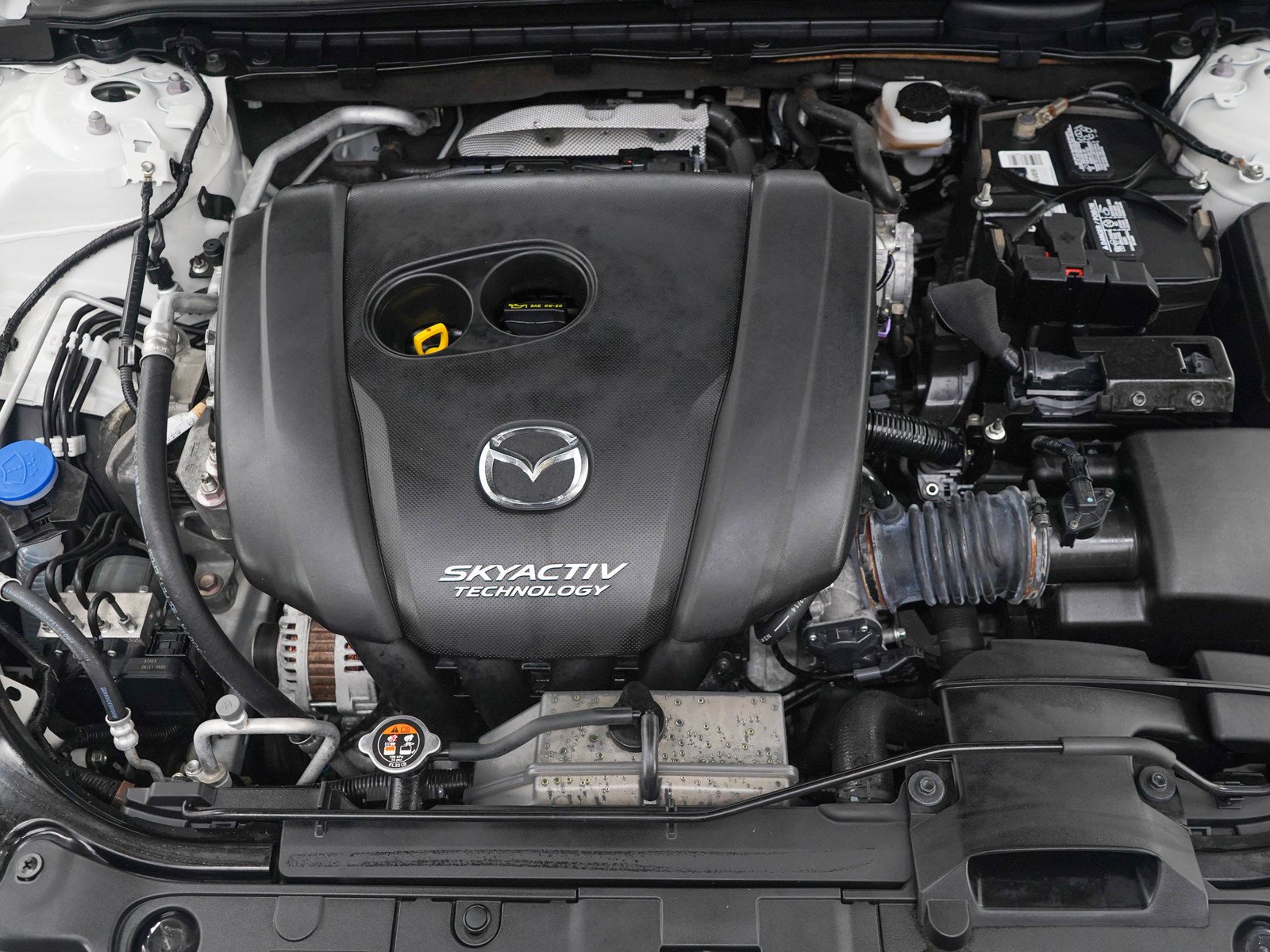 Used 2018 Snowflake White Pearl Mica Mazda Touring image 29