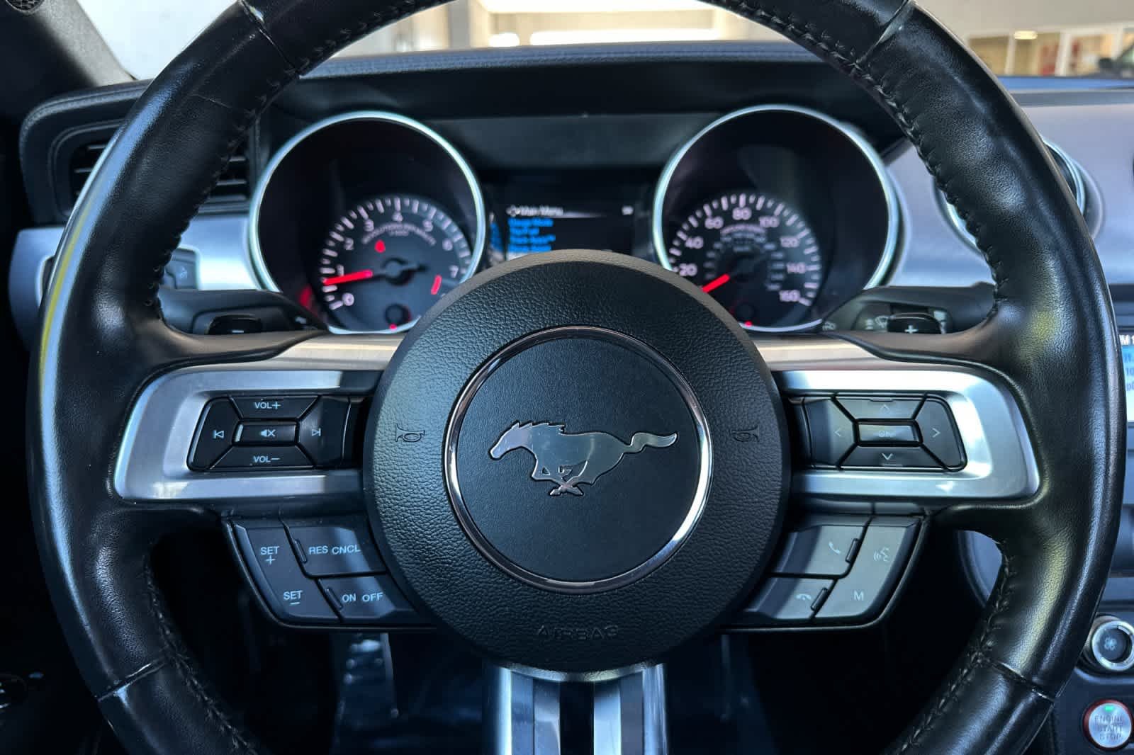 Used 2022 Oxford White Ford GT image 21