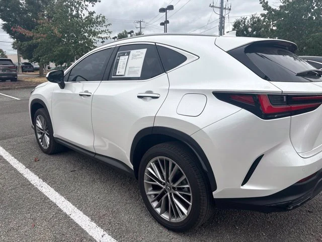 Used 2025 White Lexus 350h Premium image 3