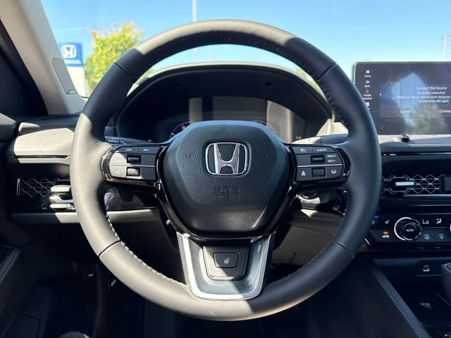 New 2026 Platinum White Pearl Honda Touring image 12